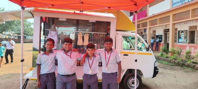 ग्रामीण विद्यार्थ्यांसाठी कौशल्य विकासाचा उपक्रम - भगीरथ ग्रामविकास प्रतिष्ठान व Cause to Connect यांचा संयुक्त प्रयत्न